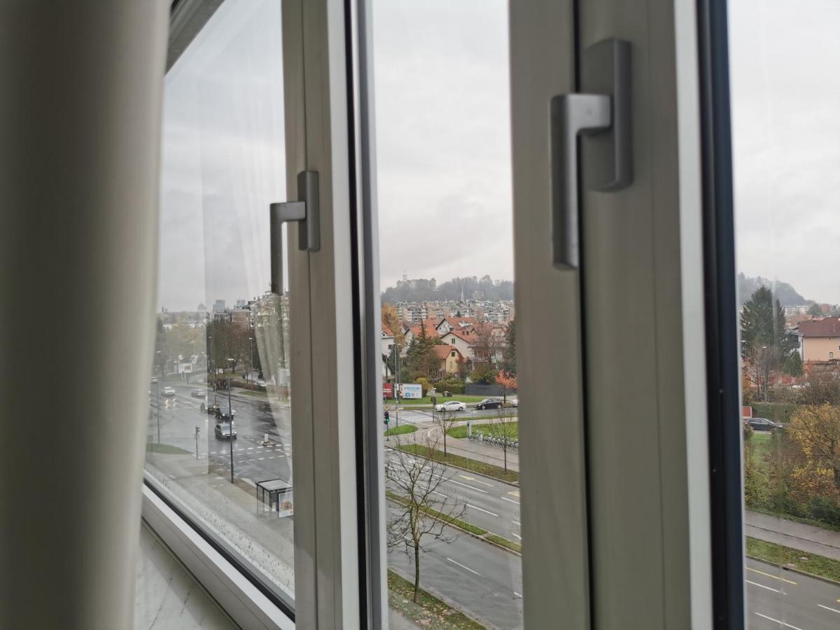 Trnovo Apartment With Free Parking Liubliana Exterior foto