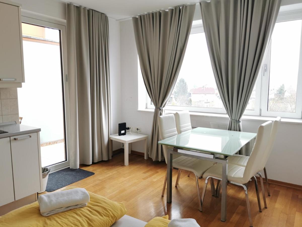 Trnovo Apartment With Free Parking Liubliana Exterior foto